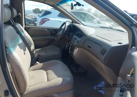 2001 Toyota Sienna Xle z USA, uszkodzony, nr VIN 4T3ZF13C51U379964